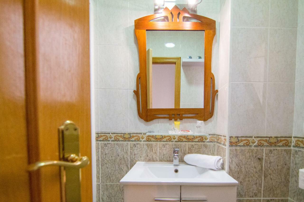 ולנסיה Catedral Apartments מראה חיצוני תמונה